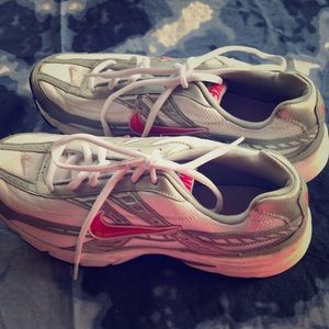 Nike Initiator Women’s Running Shoe Size 8.5